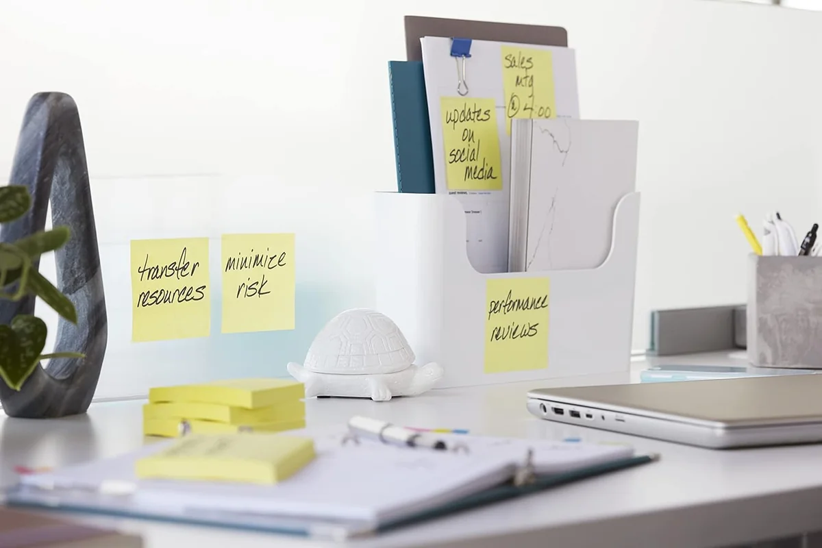 Post-it Notas Canary Yellow - Paquete de 12 Blocs, 100 Hojas por Bloc (76 mm x 76 mm) Color Amarillo - Notas Autoadhesivas para Listas de Tareas y Recordatorios
