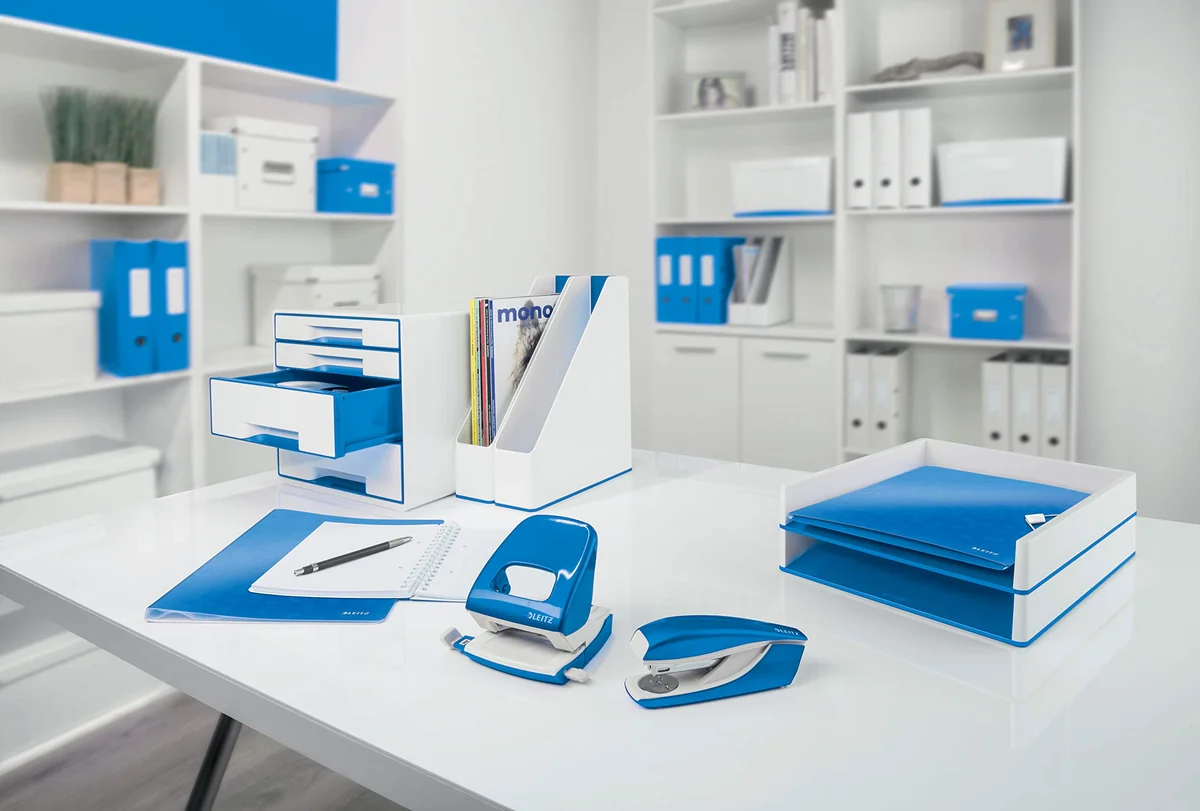 LEITZ 41850036 - Carpeta COLORCLIP WOW PP tapas de color y clip gris oscuro DIN A4 color azul metalizado